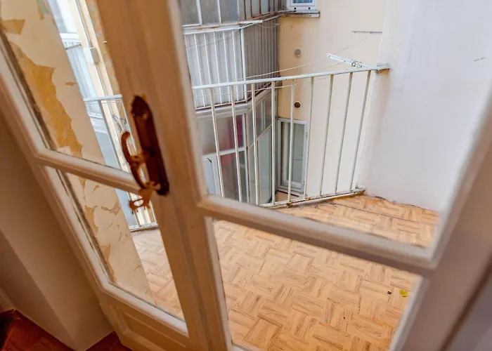 Appartement Metro Line, Ac, Gruppi, Casa White Metro