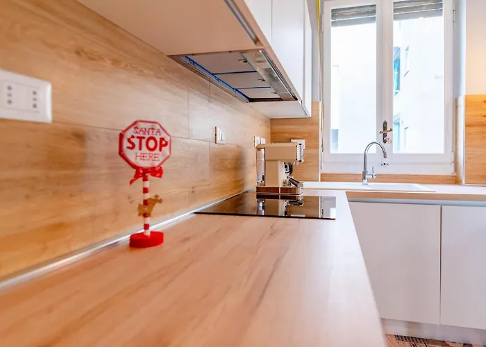 Appartement Metro Line, Ac, Gruppi, Casa White Metro *