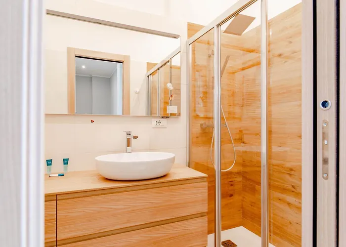 Appartamento Metro Line, Ac, Gruppi, Casa White Metro *